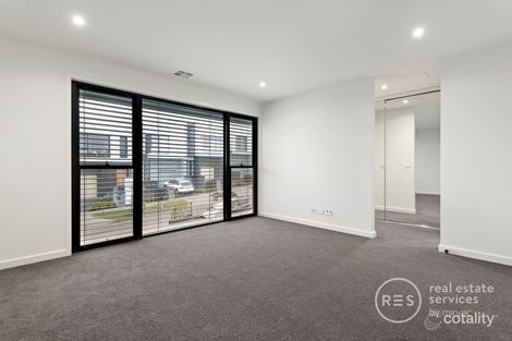 Property photo of 57 Members Drive Doncaster VIC 3108