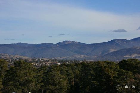 Property photo of 2 Aland Place Fadden ACT 2904