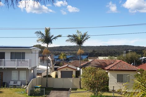 Property photo of 1 Yilleen Street Gwandalan NSW 2259