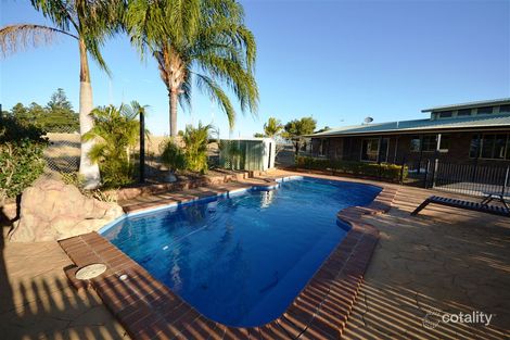 Property photo of 4 Roy Place Gracemere QLD 4702