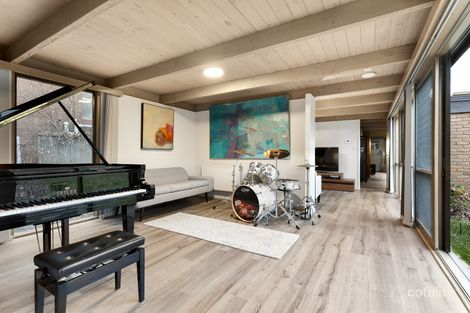 Property photo of 37 Yerrin Street Balwyn VIC 3103