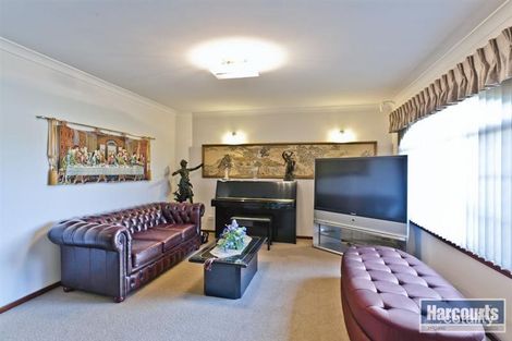 Property photo of 11 Henn Close Winthrop WA 6150