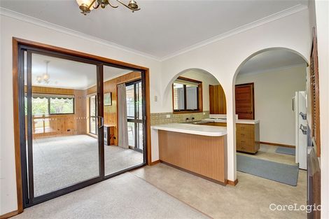 Property photo of 13 Shaw Avenue Wendouree VIC 3355