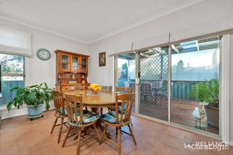 Property photo of 2 Mickleton Grove Point Cook VIC 3030