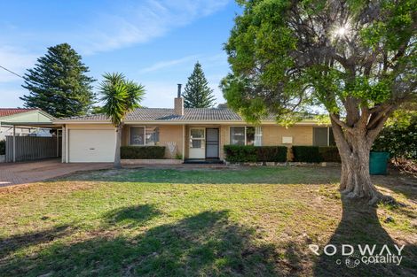 Property photo of 10 Ayton Road Kelmscott WA 6111