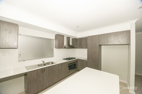 Property photo of 3 Aquila Loop Piara Waters WA 6112