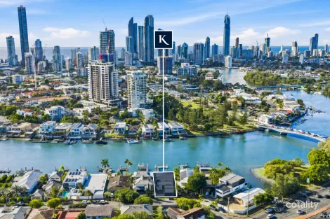 114 REGATTA PDE, SOUTHPORT, QLD 4215