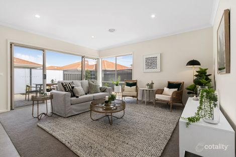 84/2 Rochester Pde, Cranbourne East, VIC 3977