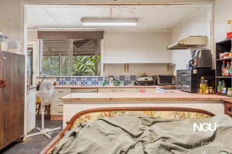 Property photo of 21 Holt Street Brassall QLD 4305