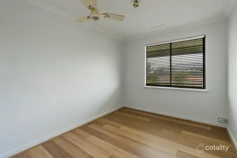 Property photo of 23 Eighth Road Armadale WA 6112