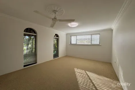 Property photo of 6 Vanimo Court Runaway Bay QLD 4216