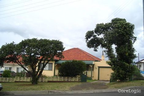 Property photo of 32 St Cloud Crescent Lake Heights NSW 2502