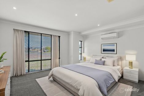 Property photo of 82 Buttercup Parkway Halls Head WA 6210