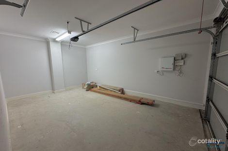 Property photo of 21 Stephenson Drive Ropes Crossing NSW 2760