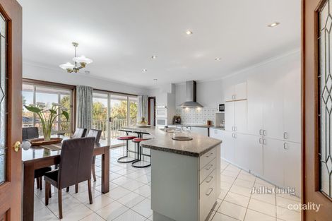 Property photo of 3 Nightingale Close Donvale VIC 3111