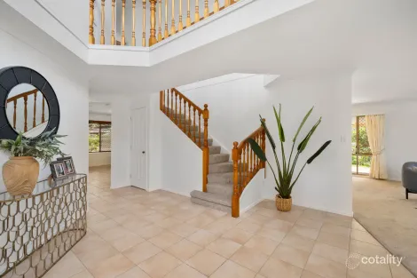 Property photo of 13 Jondel Close Bridgeman Downs QLD 4035