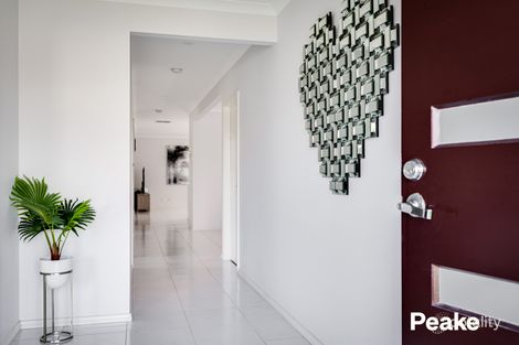 Property photo of 24 Bonnington Boulevard Clyde North VIC 3978