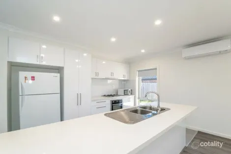 Property photo of 2/3 Damar Avenue Boronia VIC 3155