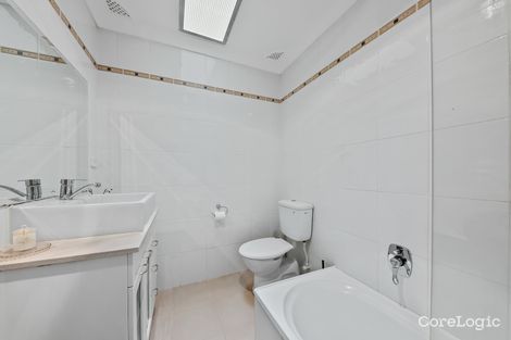 Property photo of 35 Myuna Crescent Seven Hills NSW 2147