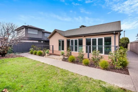 54 Corrigan Ave, Brooklyn, VIC 3012