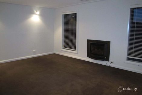 Property photo of 15 Bogong Crescent Tatton NSW 2650