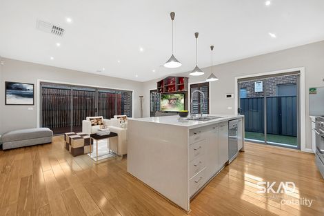 Property photo of 42 Periwinkle Circuit Craigieburn VIC 3064