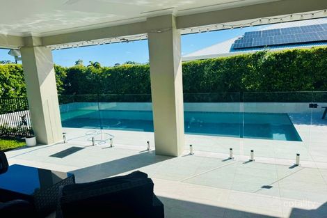 Property photo of 1 Flitcroft Place Pelican Waters QLD 4551