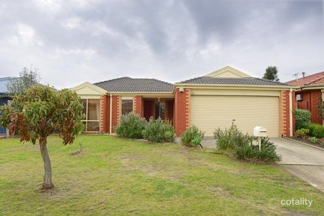 28 Clifton Park Dr, Carrum Downs, VIC 3201