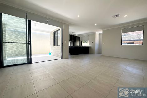 Property photo of 2/40 Boronia Street Innaloo WA 6018