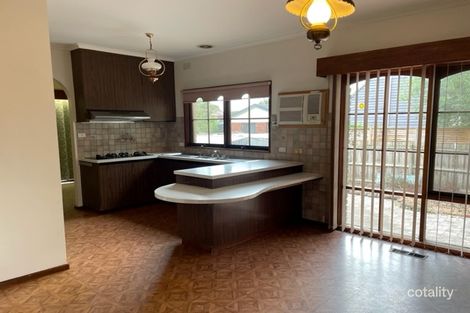 Property photo of 76 Grimwade Crescent Frankston VIC 3199