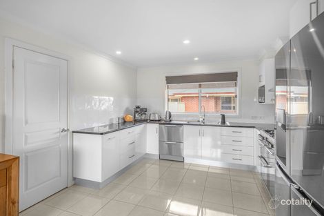 1/430 Parnall St, Lavington, NSW 2641