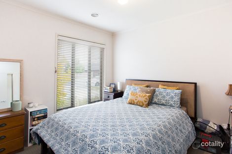 Property photo of 11 Canopy Avenue Alfredton VIC 3350