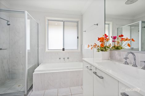 Property photo of 26 Bartlett Crescent Calderwood NSW 2527