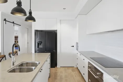 Property photo of 1 Oak Grove Romsey VIC 3434