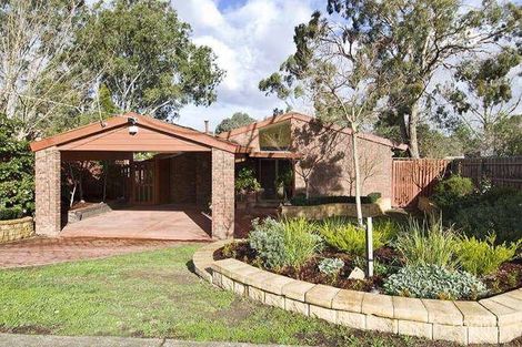 Property photo of 2 Elsa Court Eltham VIC 3095