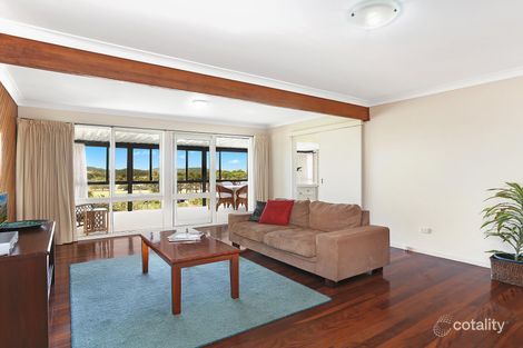 Property photo of 16 Seaview Parade Elanora QLD 4221