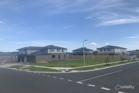 Property photo of 13 Scorchin Drive Cranbourne South VIC 3977