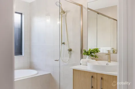 Property photo of 52 Treeline Circuit Mooloolah Valley QLD 4553