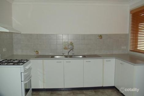 Property photo of 5A Fabian Place Rosemeadow NSW 2560