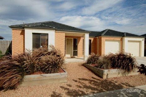 Property photo of 25 Cover Drive Sunbury VIC 3429