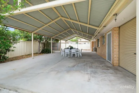 Property photo of 5 Abbott Place Ingleburn NSW 2565