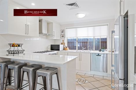 Property photo of 18 Hyde Park Court Wattle Grove NSW 2173