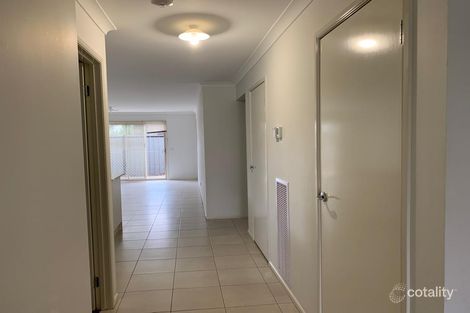 Property photo of 6 Peppertree Parade Craigieburn VIC 3064