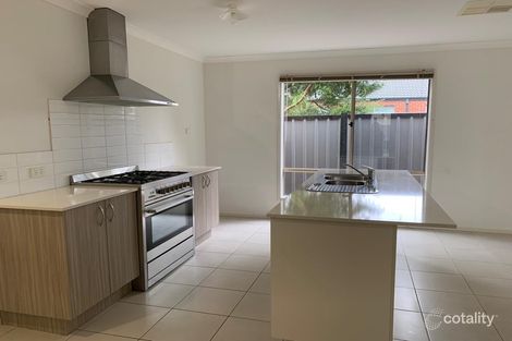 Property photo of 6 Peppertree Parade Craigieburn VIC 3064