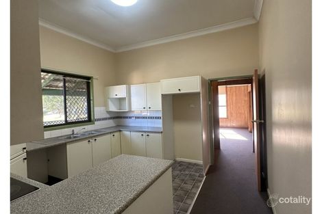 Property photo of 21 Eveleigh Court Scone NSW 2337