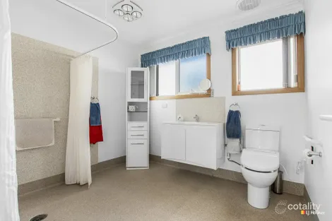 Property photo of 3/16 Reid Street Wynyard TAS 7325