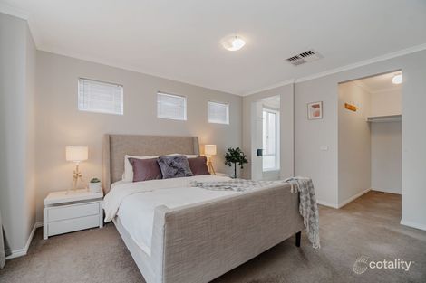 Property photo of 24 Chelsworth Loop Craigieburn VIC 3064
