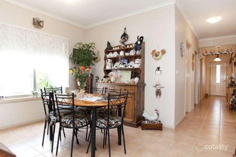 Property photo of 6 Heathwood Close Craigieburn VIC 3064