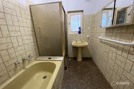 Property photo of 22 Short Road Elizabeth SA 5112