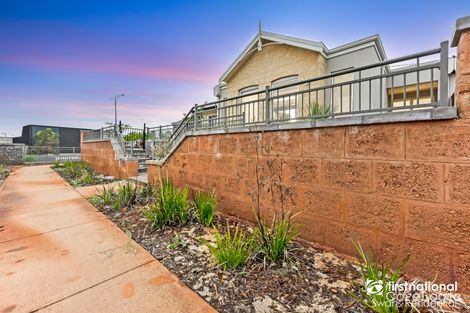 Property photo of 9 Macquarie Bend Ellenbrook WA 6069